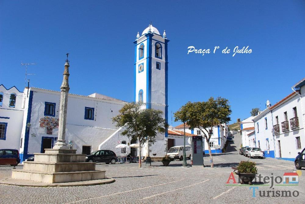 A Praia da Messejana Exterior foto