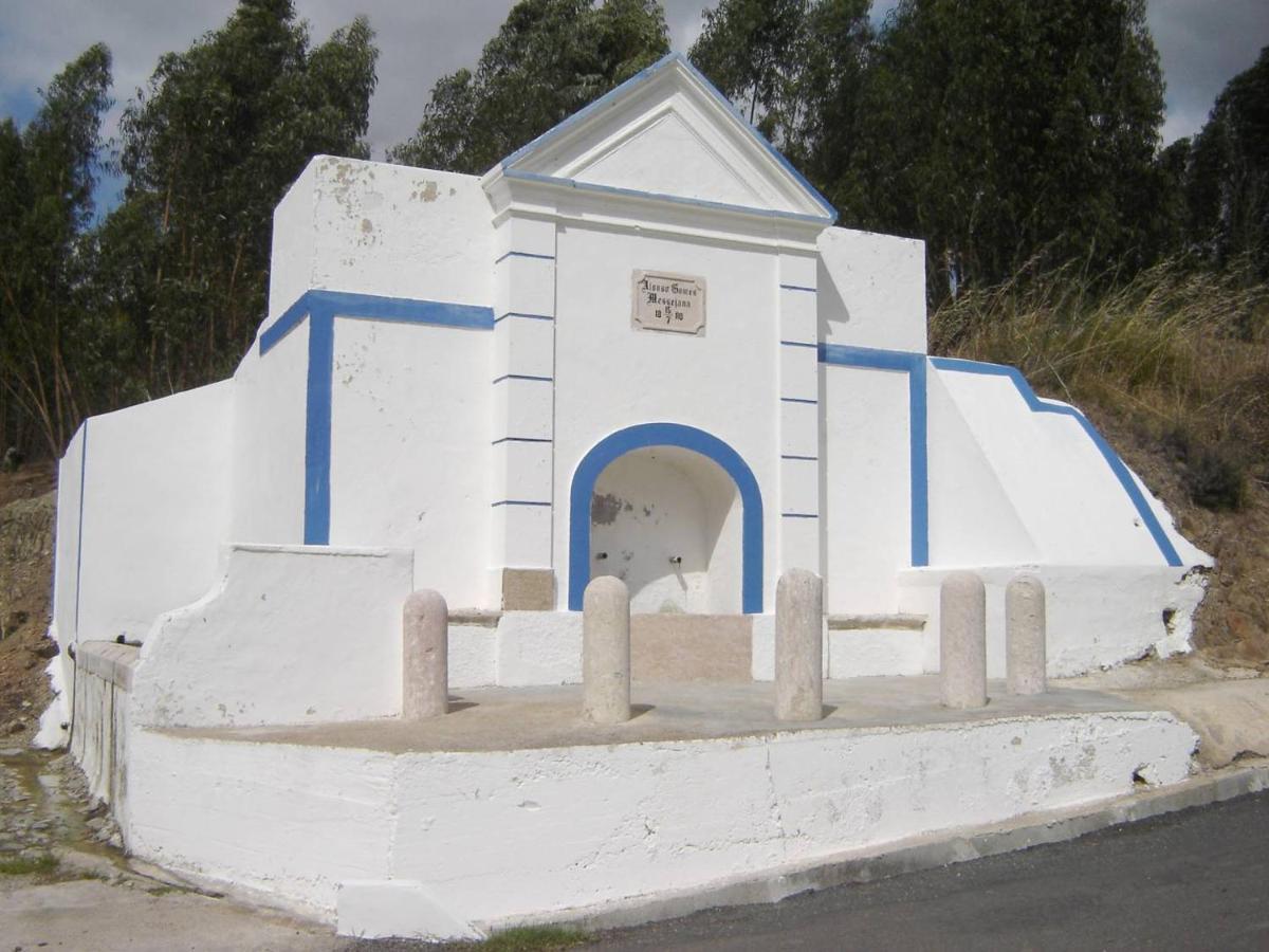 A Praia da Messejana Exterior foto